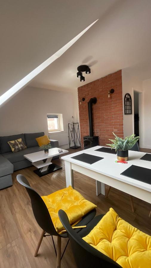 Loft Apartment *
